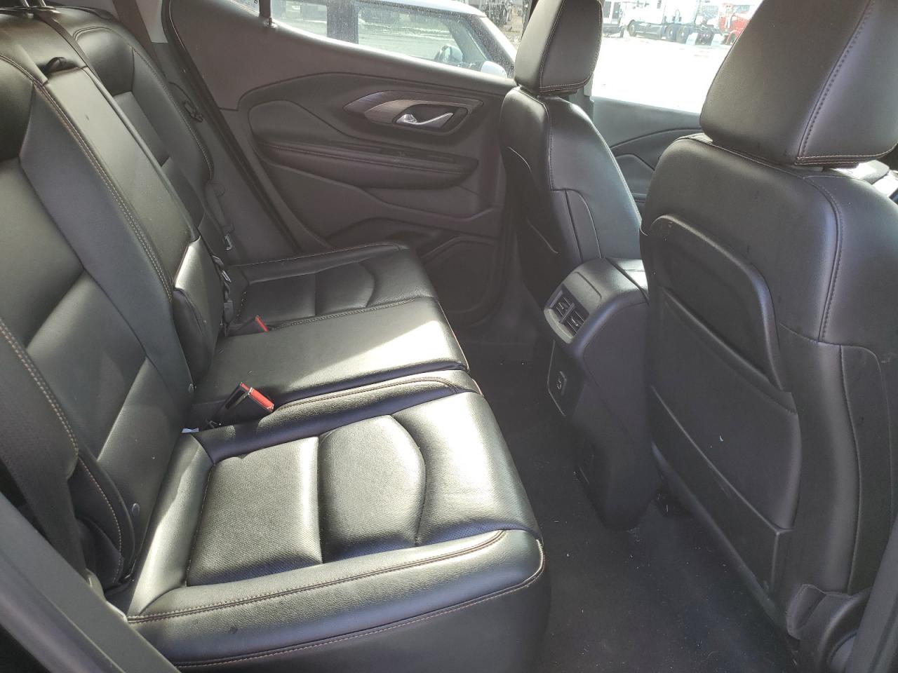 3GKALPEV6KL251303 2019 GMC Terrain Slt