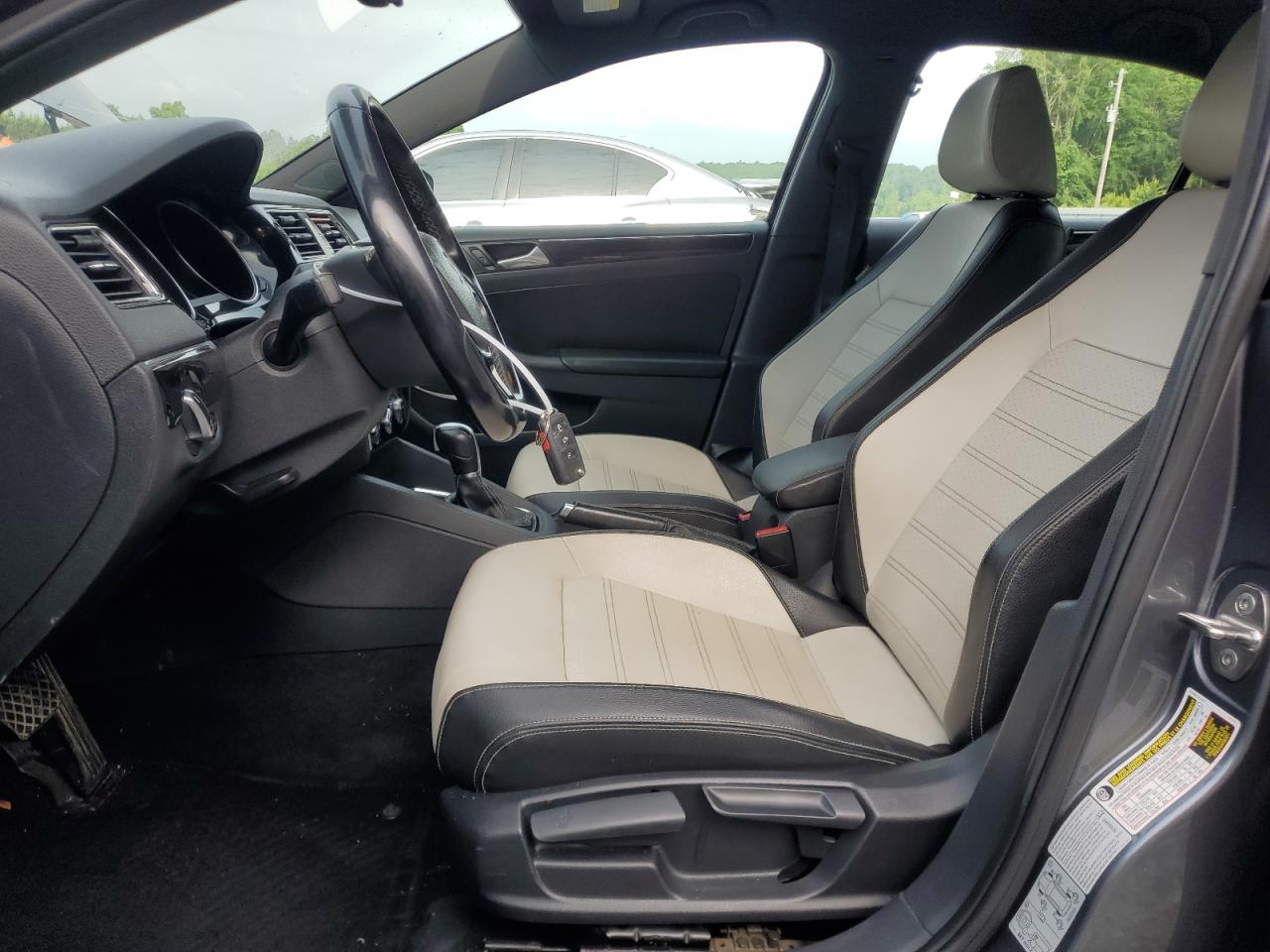 3VWD17AJ8FM345214 2015 Volkswagen Jetta Se