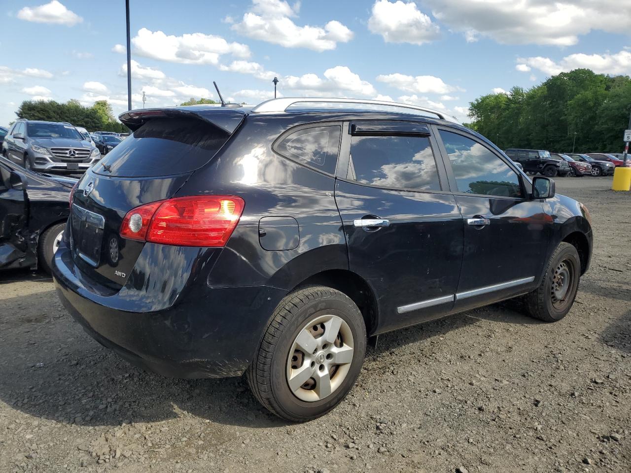 2015 Nissan Rogue Select S vin: JN8AS5MVXFW255685