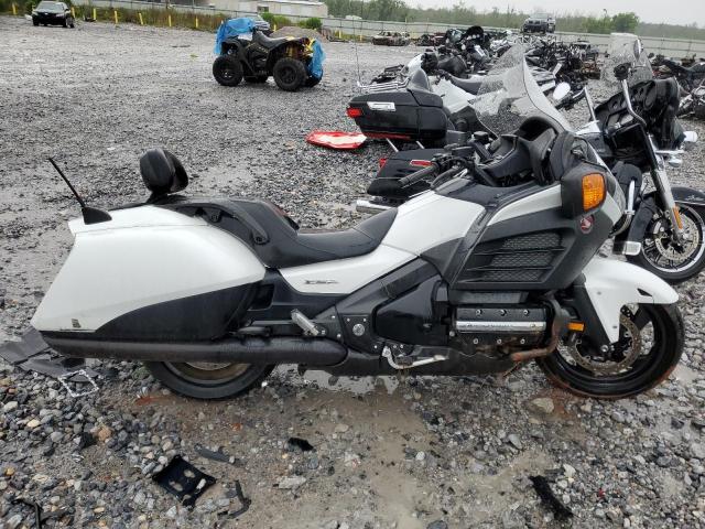 HONDA GL1800 B 2016 white  gas JH2SC684XGK300211 photo #1