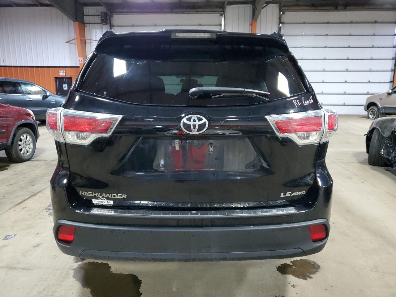 5TDBKRFH2FS203191 2015 Toyota Highlander Le