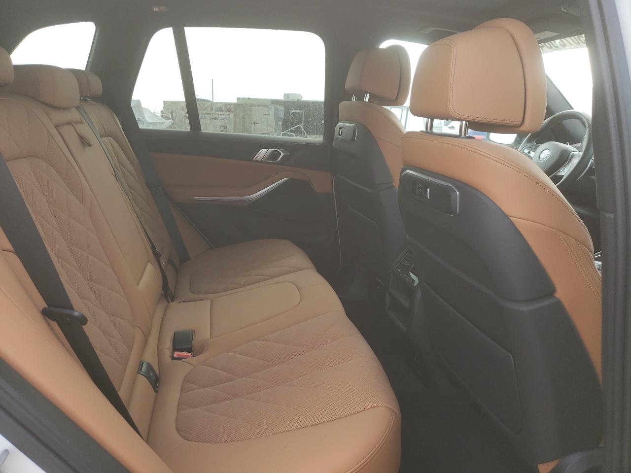 5UX23EU09R9U87035 2024 BMW X5 xDrive40I