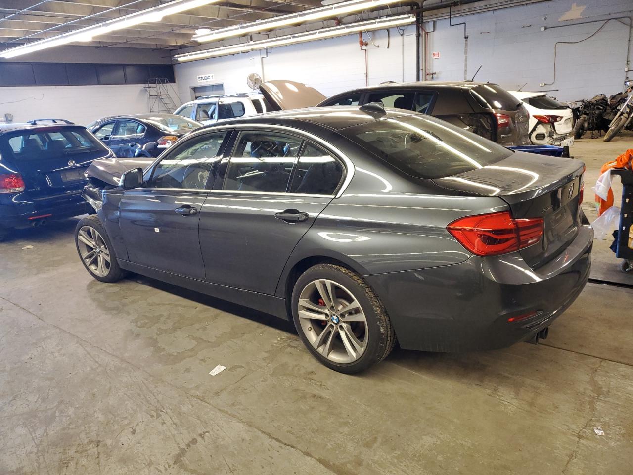 WBA8D9G54HNU58942 2017 BMW 330 Xi