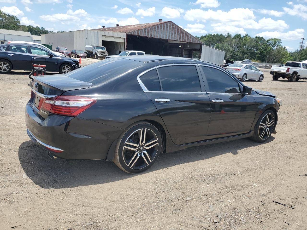 1HGCR2F5XHA224062 2017 Honda Accord Sport