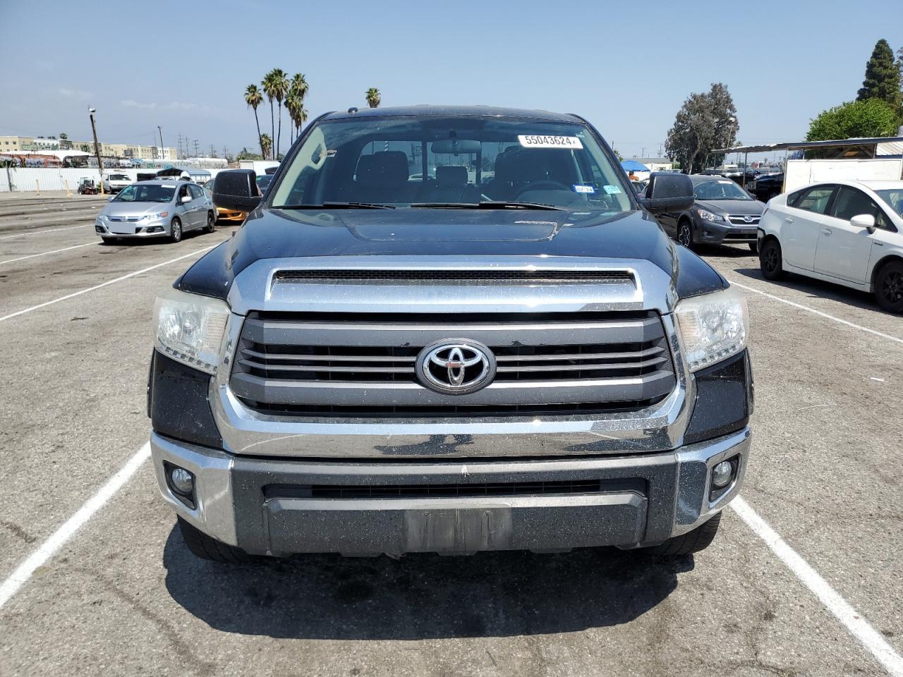 5TFRY5F15FX187099 2015 Toyota Tundra Double Cab Sr/Sr5