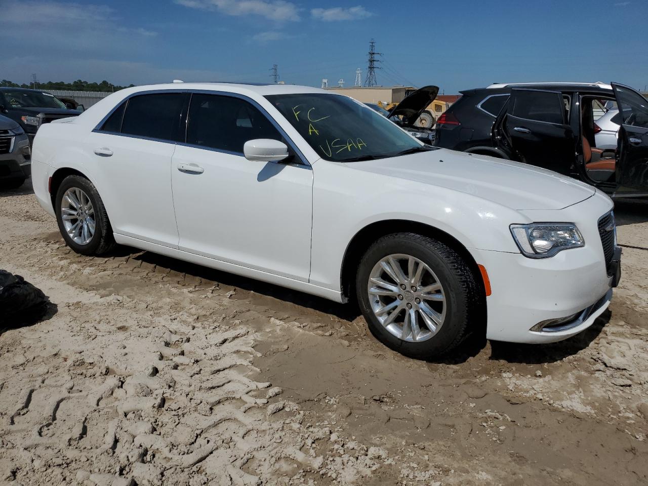 2C3CCAAG2JH254848 2018 Chrysler 300 Touring