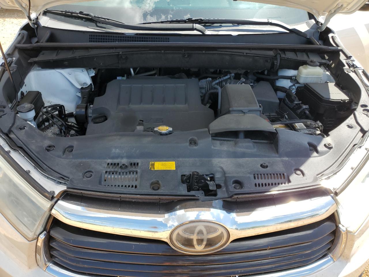 5TDDKRFH9FS146724 2015 Toyota Highlander Limited