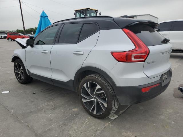 YV4162UM9N2647887 Volvo XC40 T5 R- 2