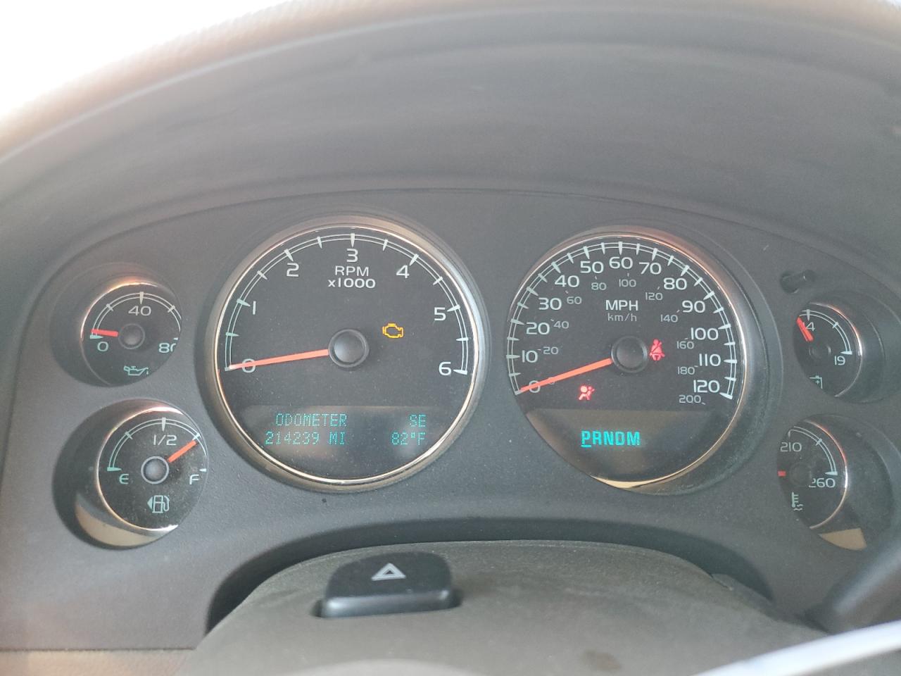 1GNSCAE07BR118373 2011 Chevrolet Tahoe C1500 Ls