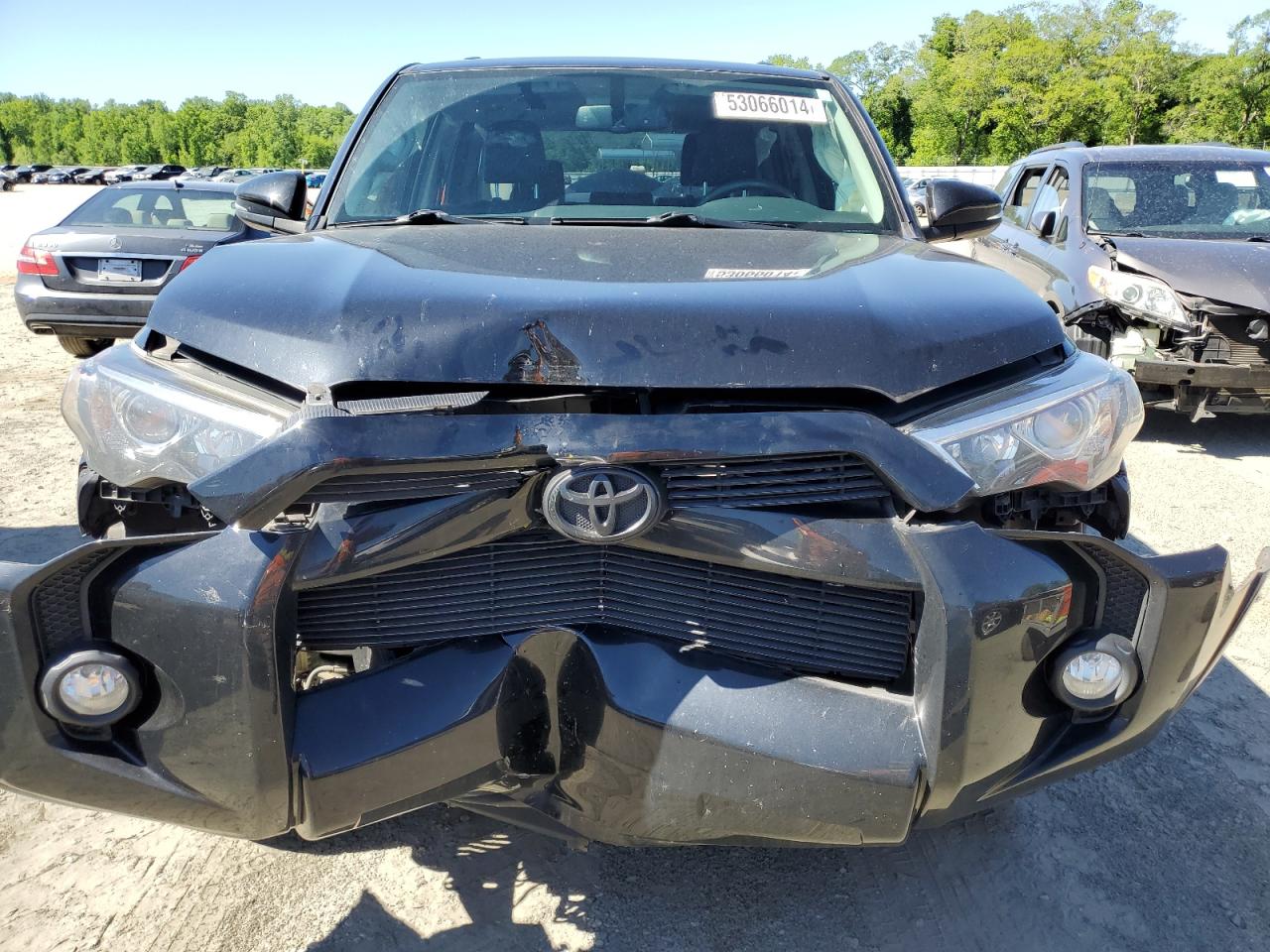 2019 Toyota 4Runner Sr5 vin: JTEZU5JR5K5199053