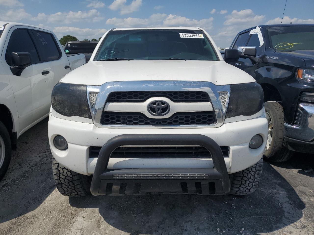 3TMJU4GN4BM111393 2011 Toyota Tacoma Double Cab Prerunner