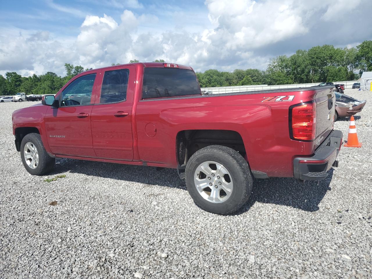 1GCVKREC6JZ216701 2018 Chevrolet Silverado K1500 Lt