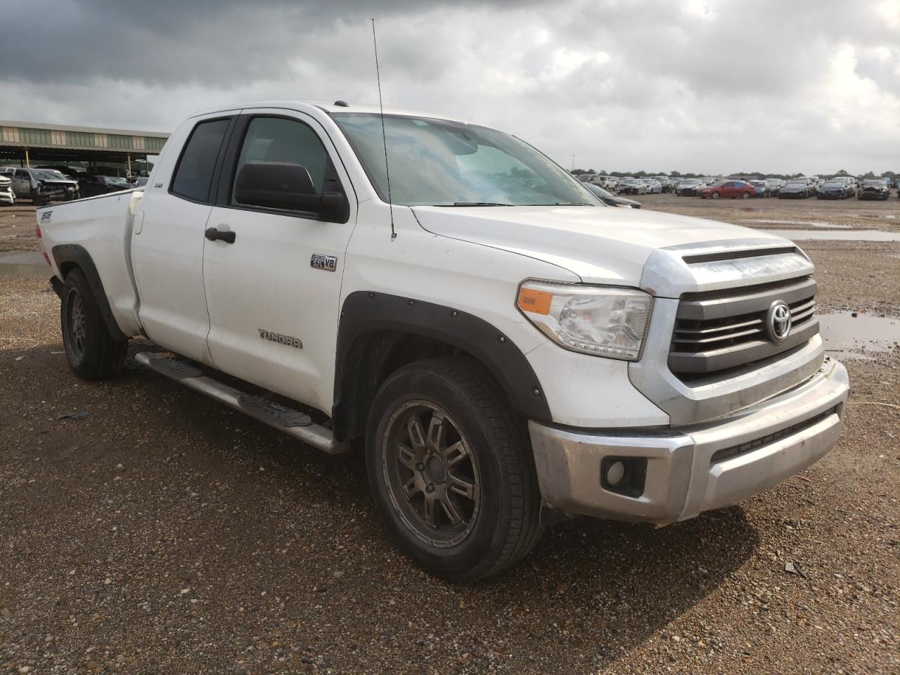 5TFUW5F18EX385884 2014 Toyota Tundra Double Cab Sr/Sr5