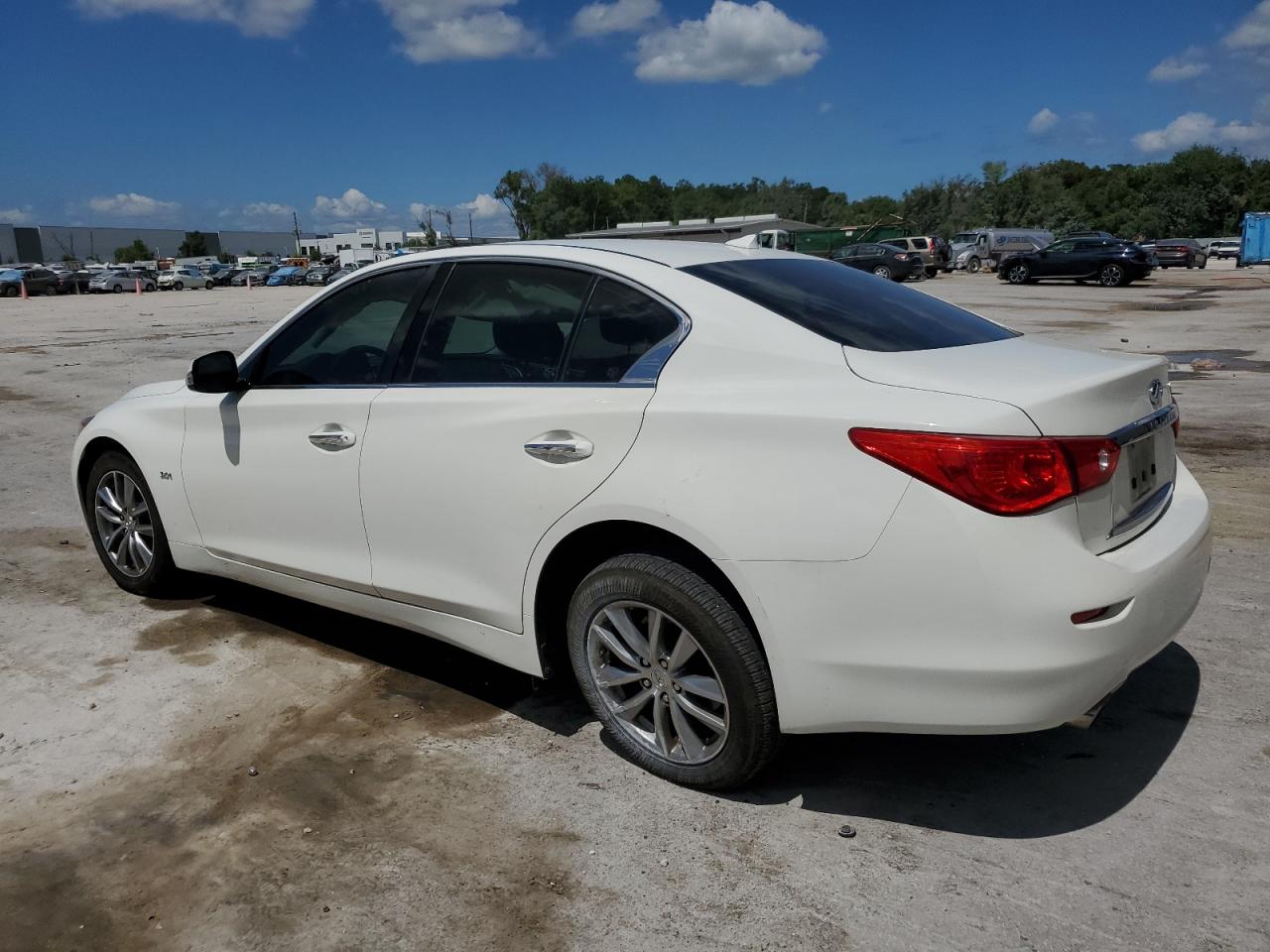 JN1EV7AP9HM737829 2017 Infiniti Q50 Premium