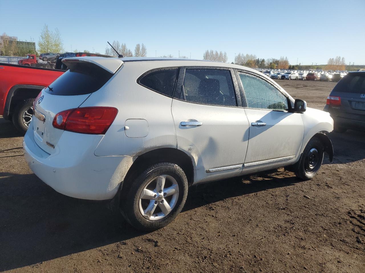 2013 Nissan Rogue S vin: JN8AS5MT7DW022746