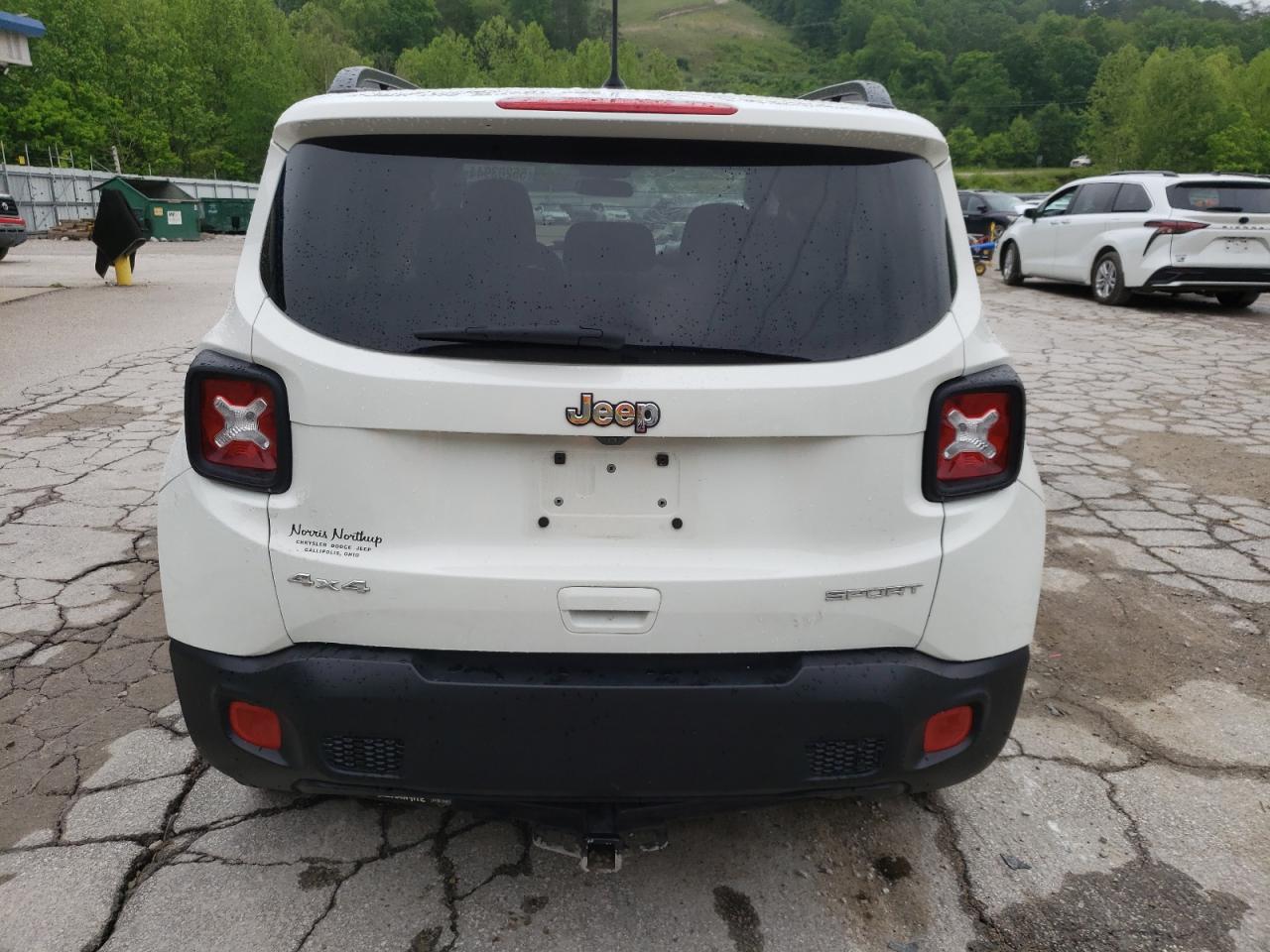 ZACCJBAB5JPJ41810 2018 Jeep Renegade Sport