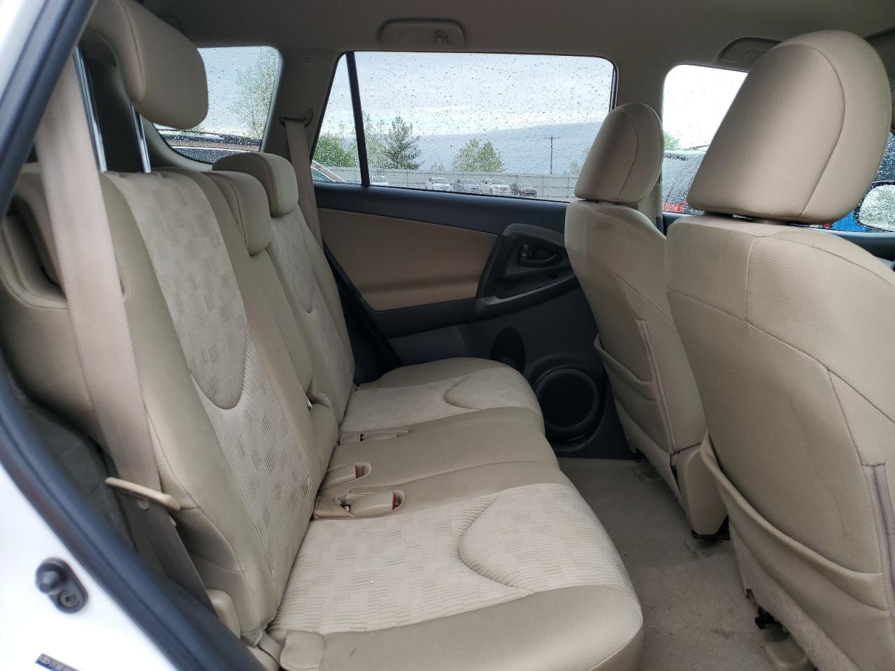 2T3BF4DV8BW121569 2011 Toyota Rav4