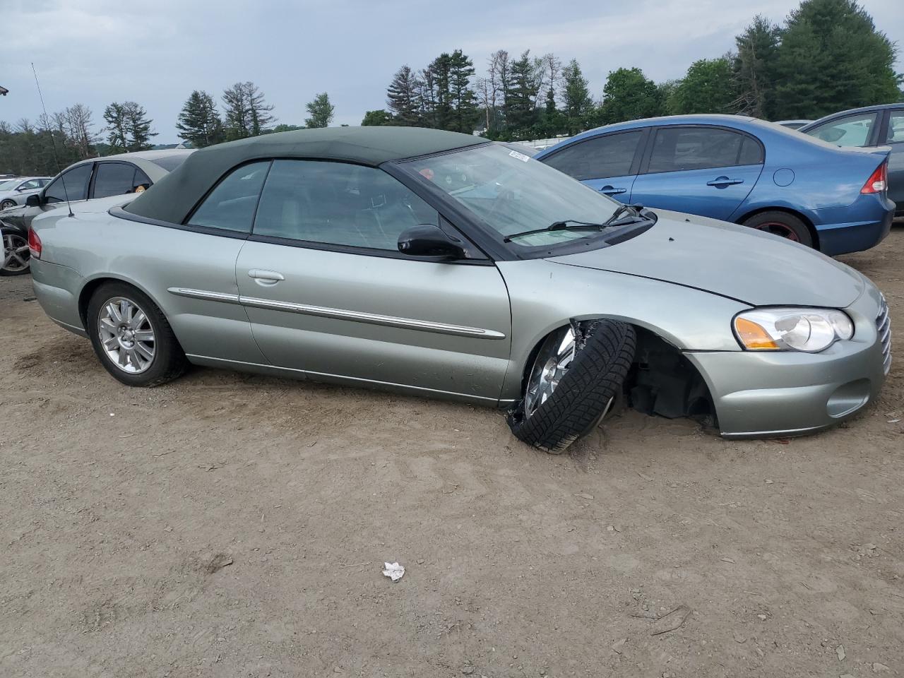 1C3EL65R54N390887 2004 Chrysler Sebring Limited