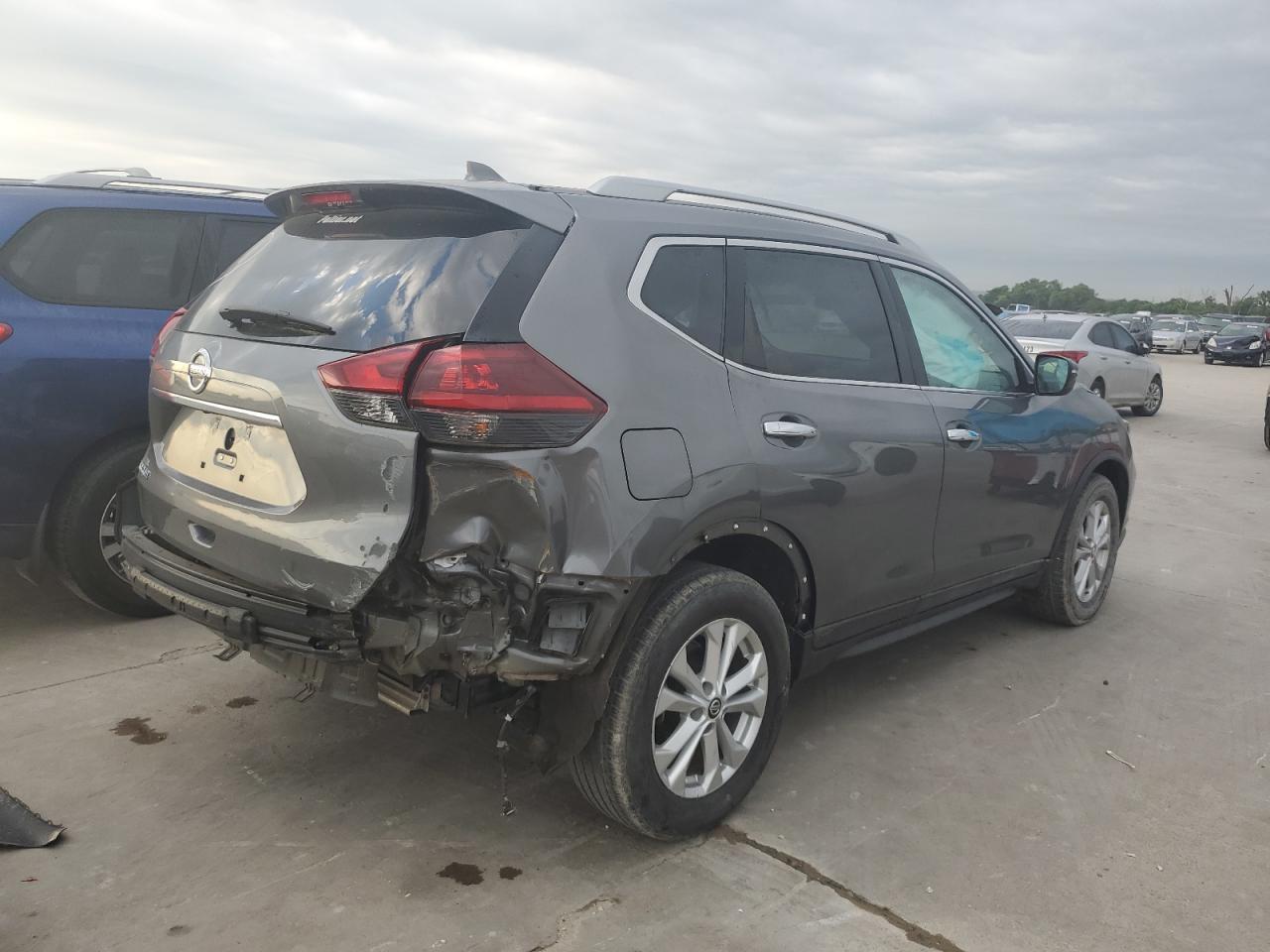 5N1AT2MT3JC818555 NISSAN ROGUE 2018