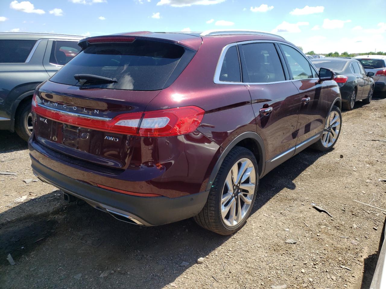 2LMPJ8LR7HBL31446 2017 Lincoln Mkx Reserve