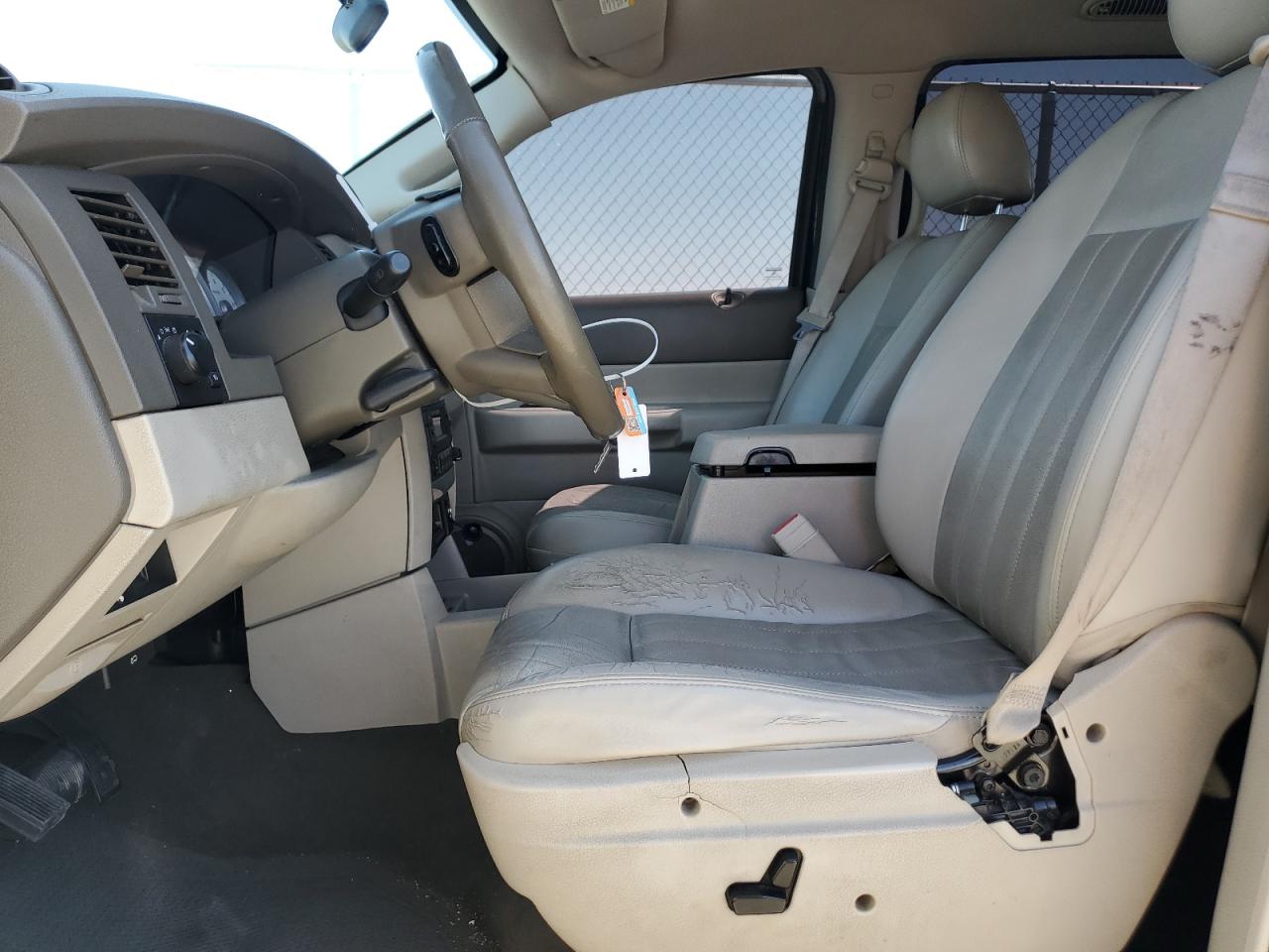 1D4HD58DX5F621698 2005 Dodge Durango Limited