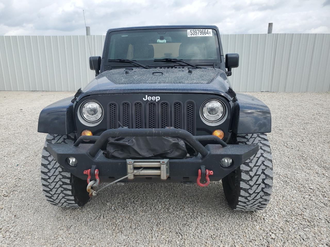 1C4BJWEG0HL658054 2017 Jeep Wrangler Unlimited Sahara