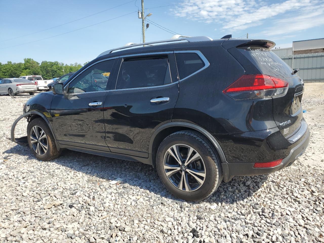 2019 Nissan Rogue S vin: JN8AT2MTXKW255609