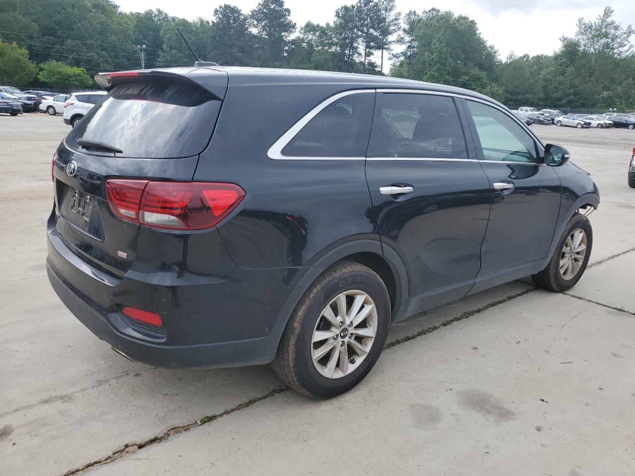 2019 Kia Sorento L vin: 5XYPG4A35KG521156