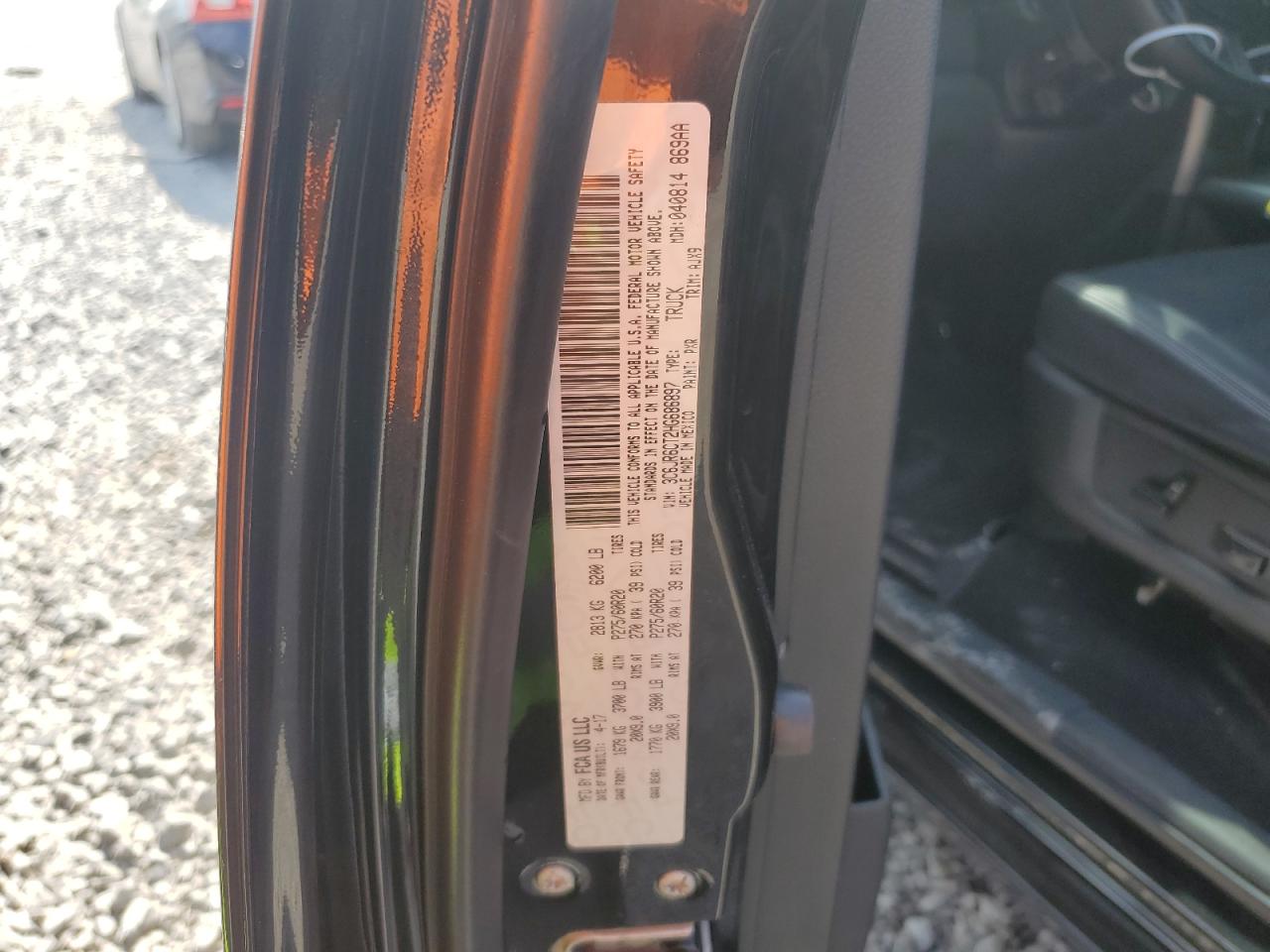 3C6JR6CT2HG686897 2017 Ram 1500 Sport