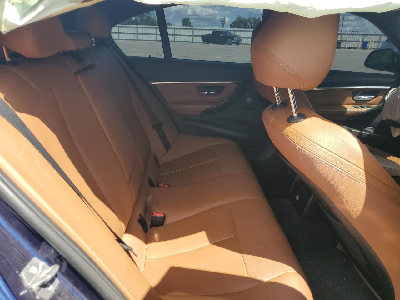 WBA8B3G56GNT62263 2016 BMW 340 I