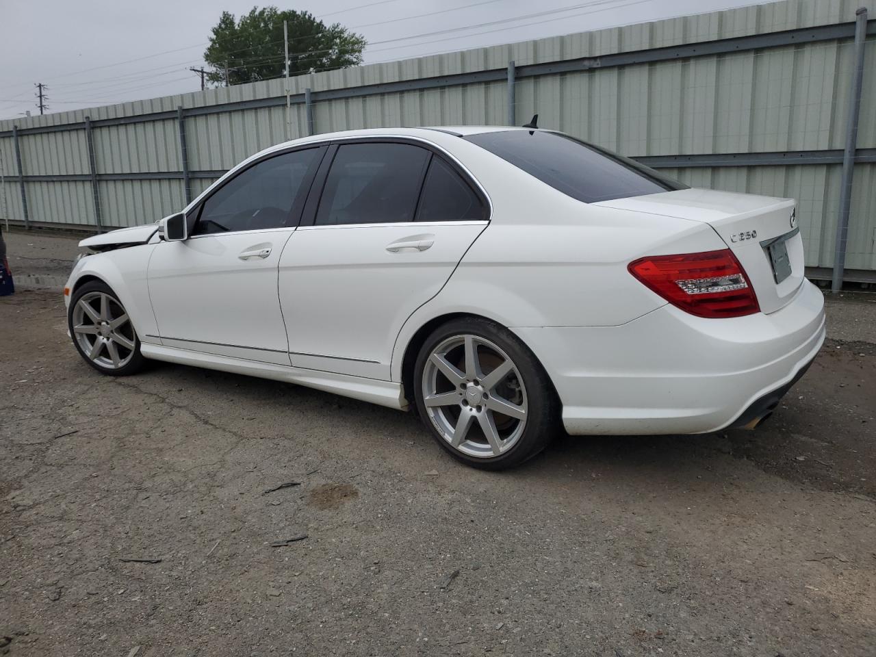 WDDGF4HBXEA933776 2014 Mercedes-Benz C 250