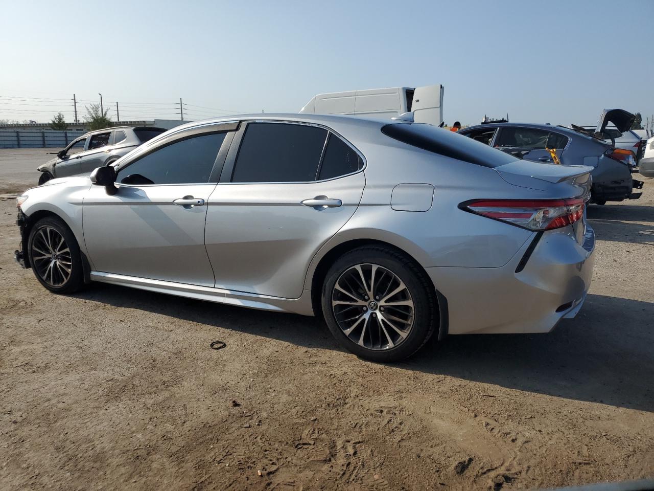 4T1B11HKXKU713884 2019 Toyota Camry L