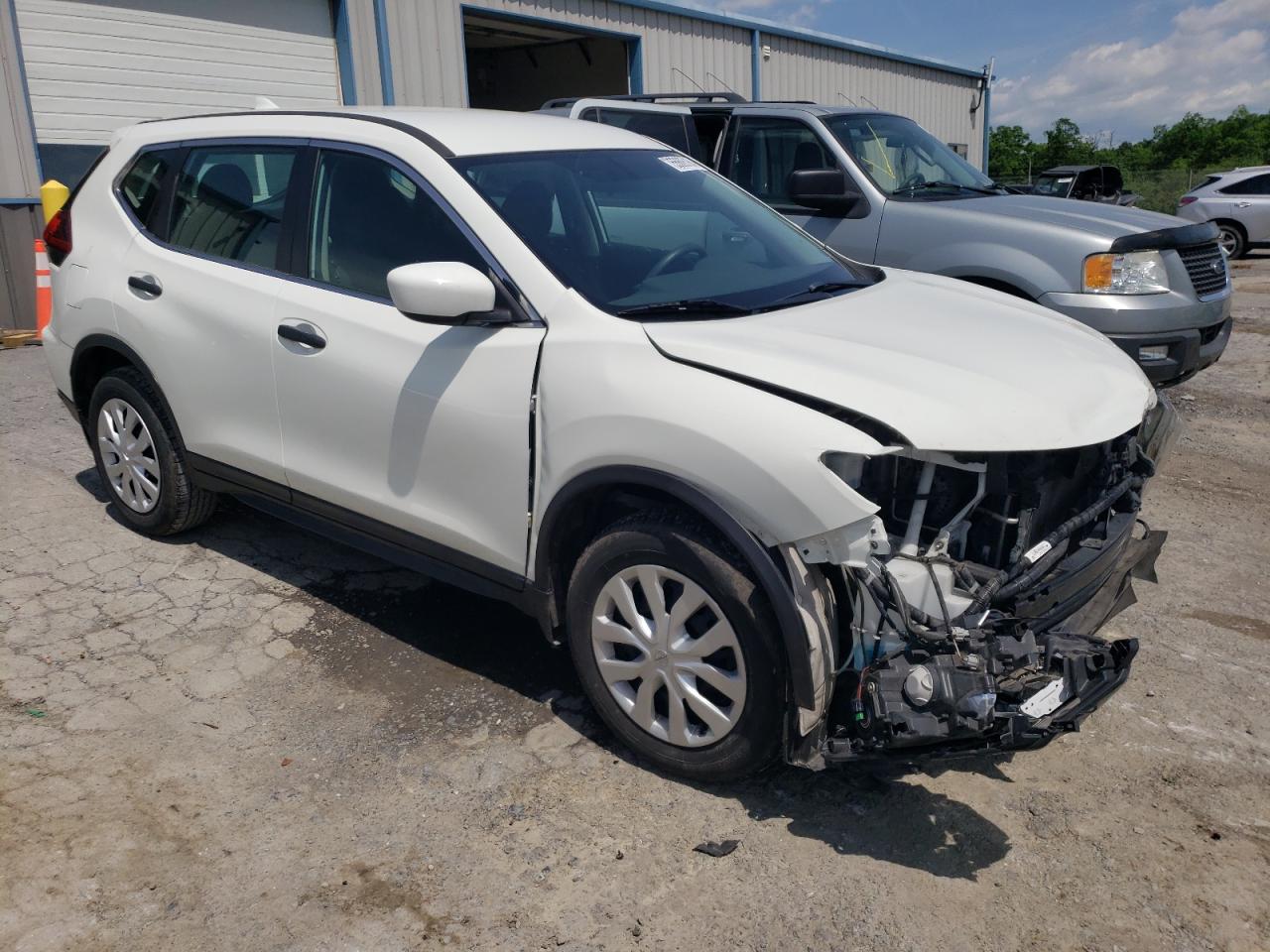 5N1AT2MV0JC743332 2018 Nissan Rogue S