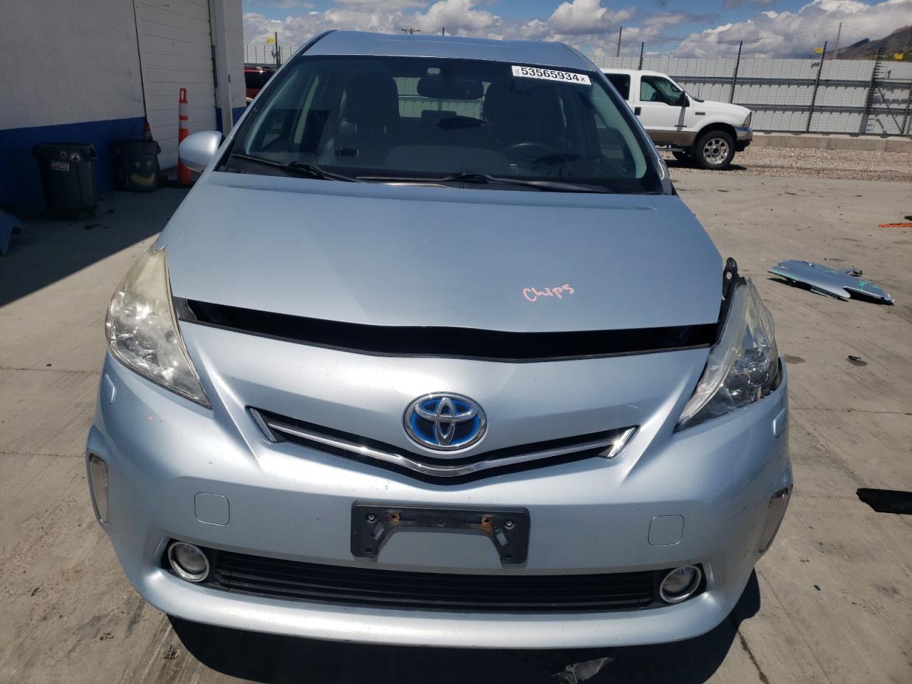 JTDZN3EU7EJ001914 2014 Toyota Prius V