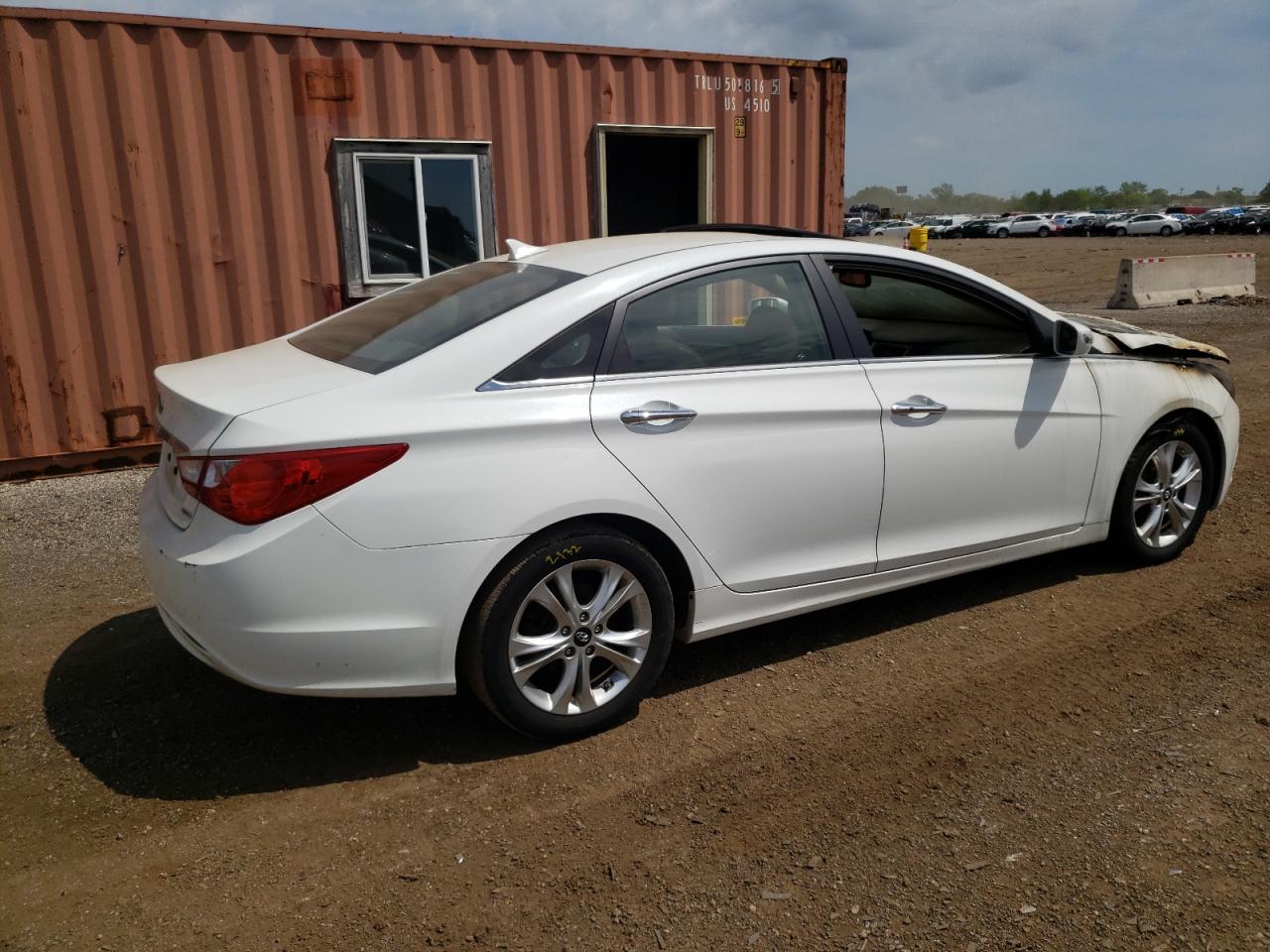 5NPEC4AC3BH257415 2011 Hyundai Sonata Se