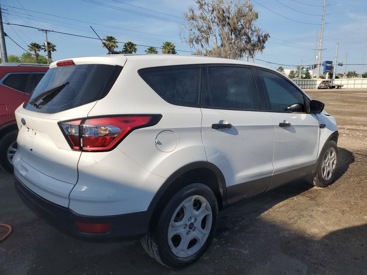 1FMCU0F73HUC84715 2017 Ford Escape S