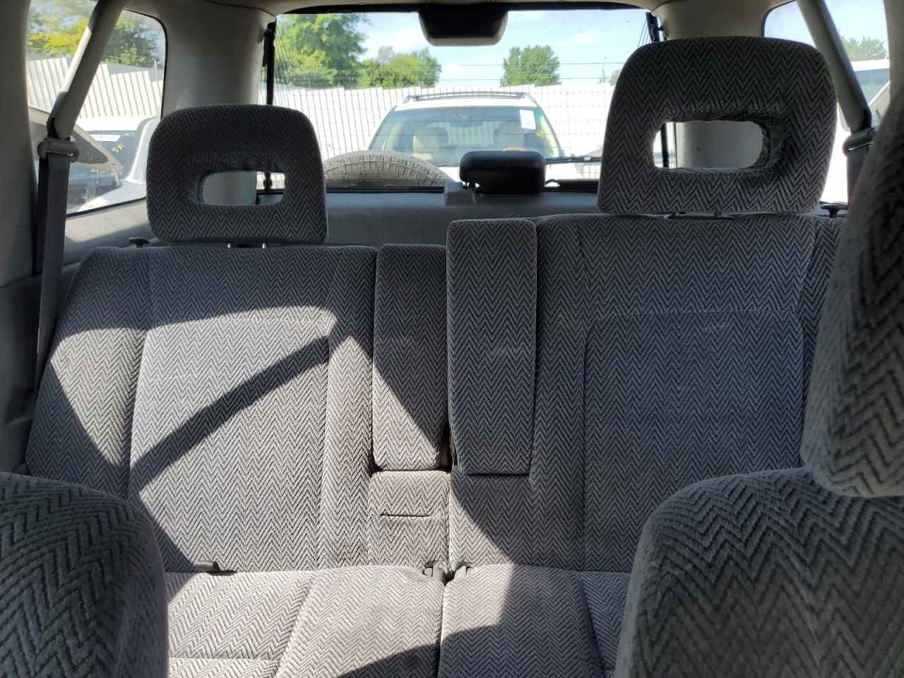 JHLRD1761WC102977 1998 Honda Cr-V Ex