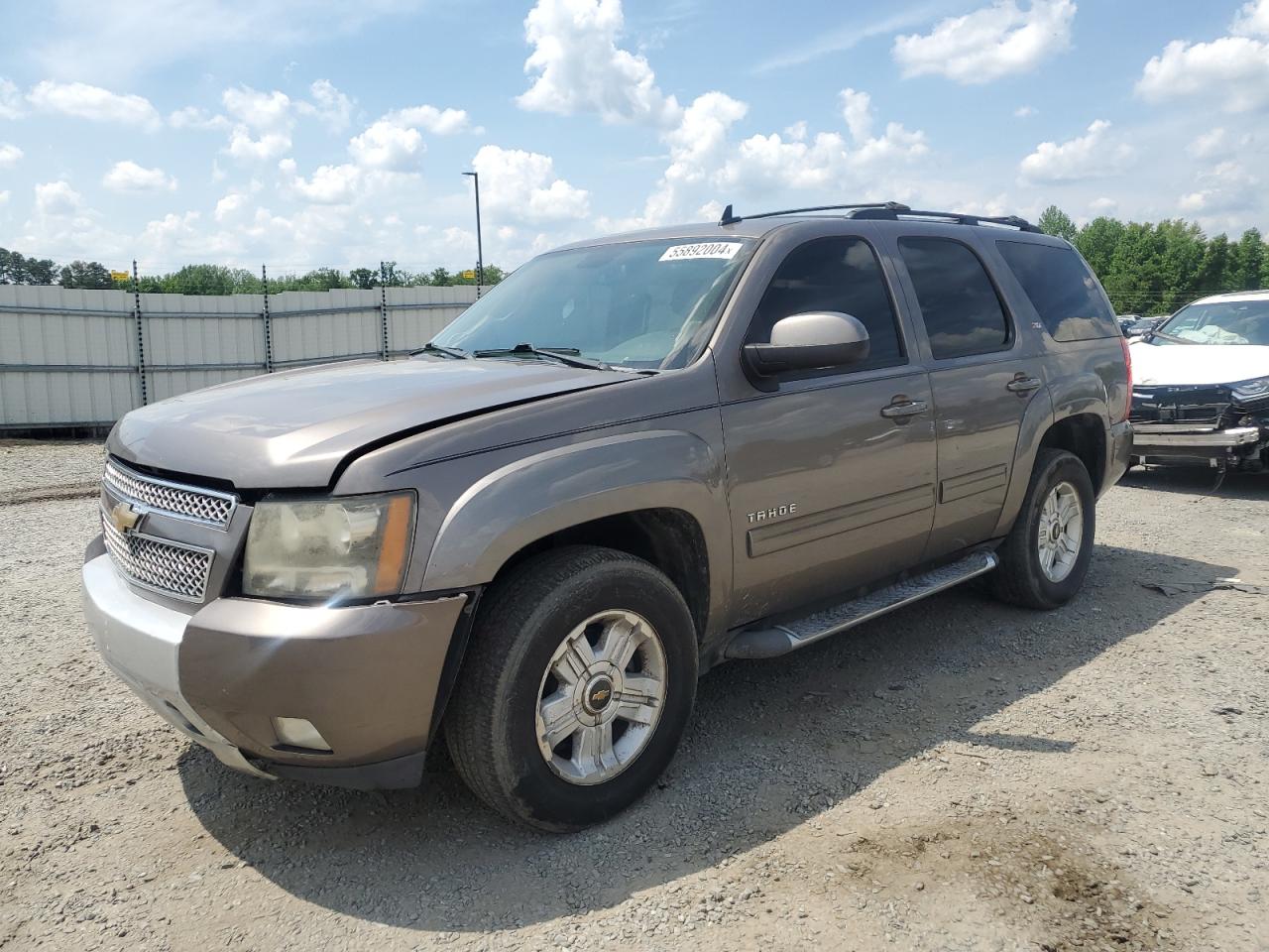 1GNSKBE08BR387877 2011 Chevrolet Tahoe K1500 Lt