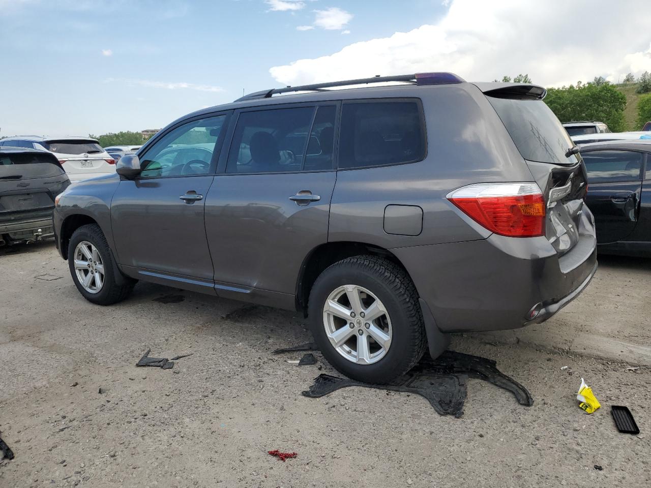 JTEES41A282009261 2008 Toyota Highlander