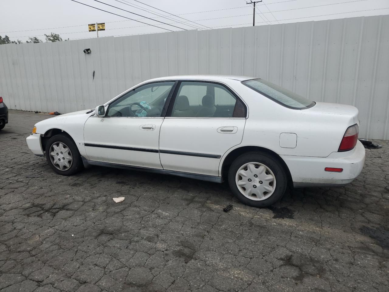 1HGCD5639VA114341 1997 Honda Accord Lx