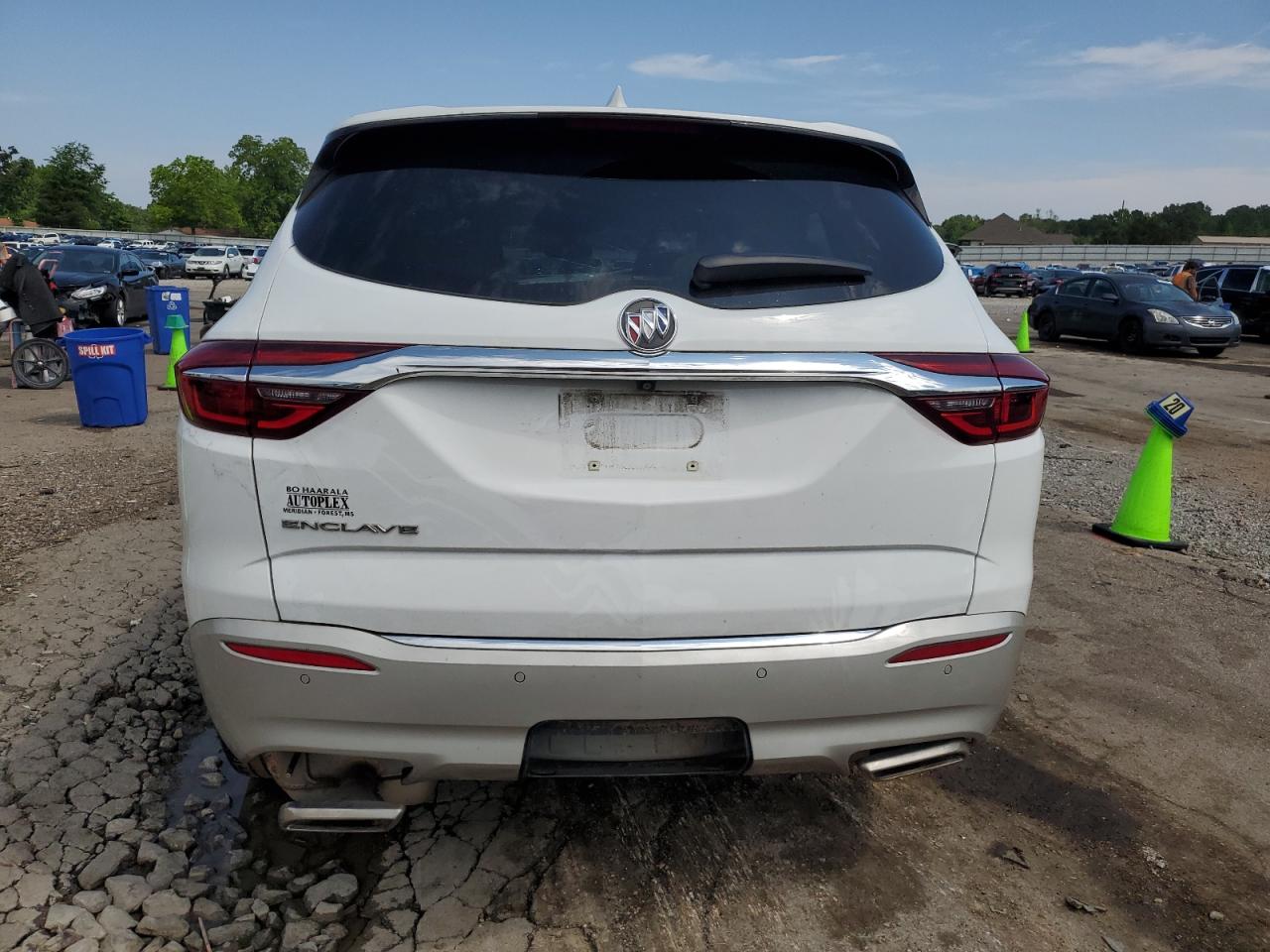 5GAERBKW4LJ220637 2020 Buick Enclave Essence