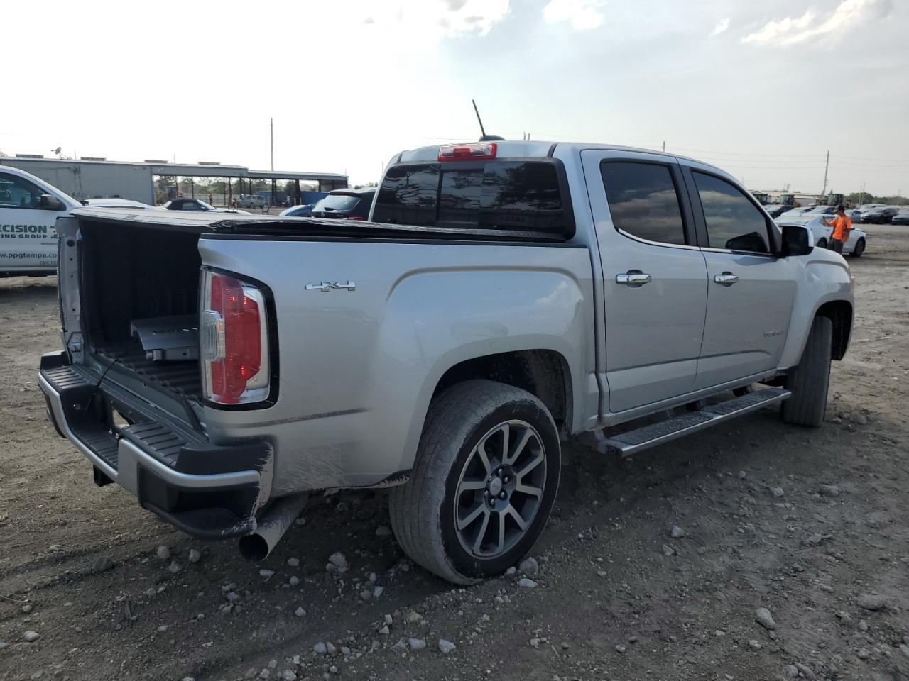 1GTP6EE17J1113340 2018 GMC Canyon Denali