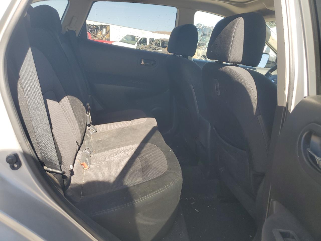 JN8AS5MV6BW276897 2011 Nissan Rogue S