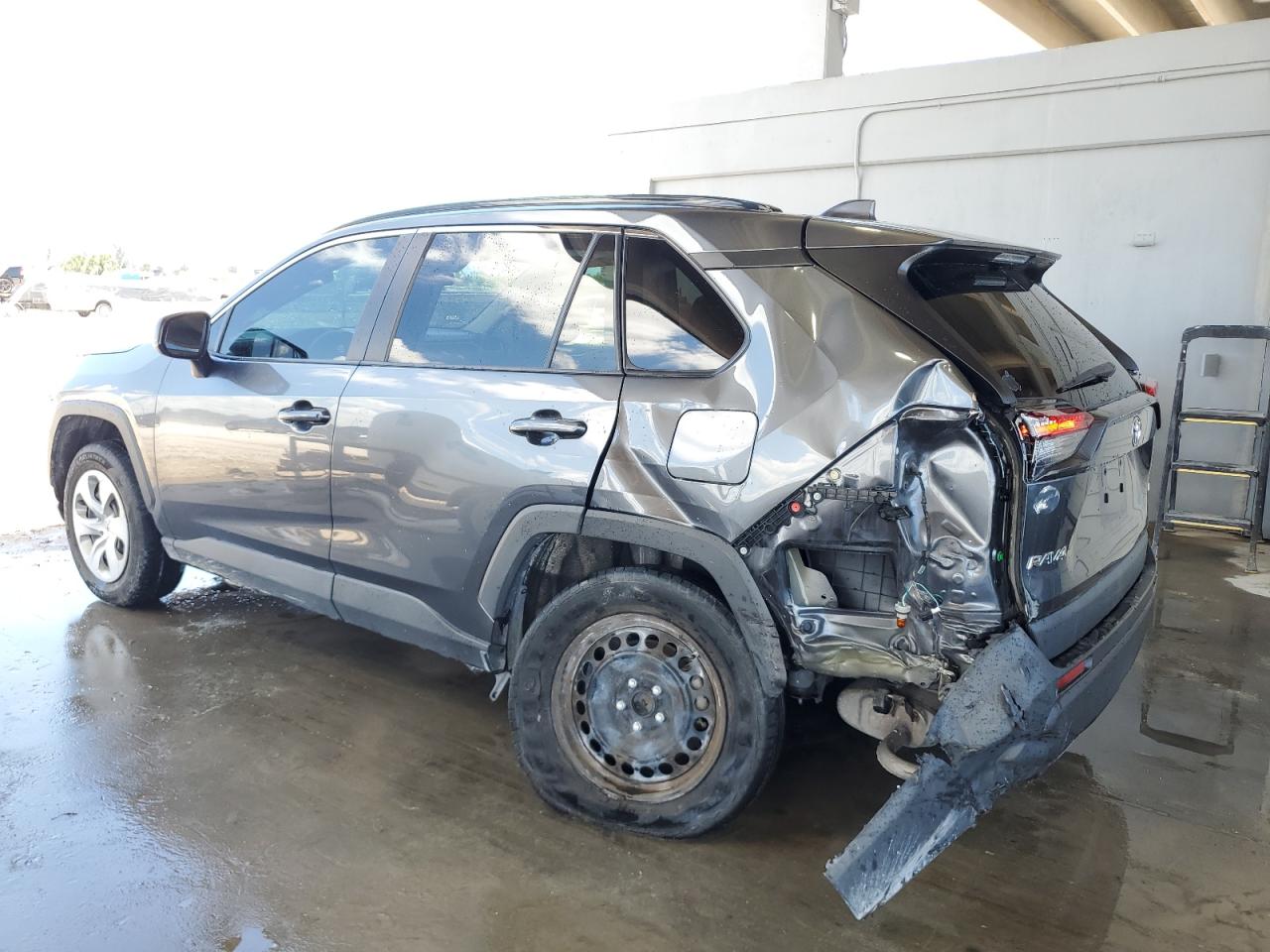 2T3H1RFV2LC074092 2020 Toyota Rav4 Le