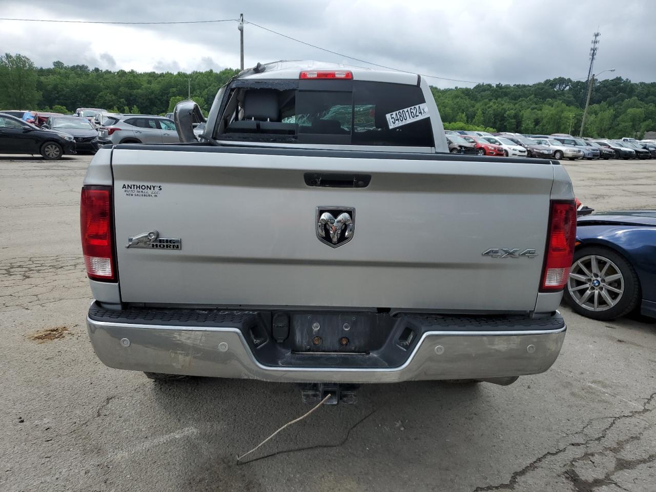 1C6RR7LG1HS575262 2017 Ram 1500 Slt