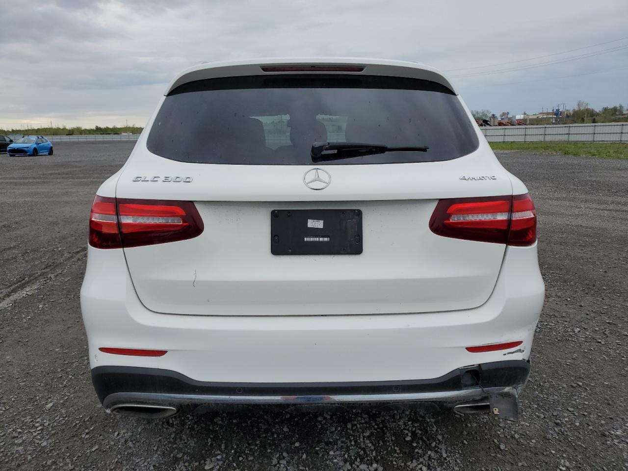 WDC0G4KBXJV109419 2018 Mercedes-Benz Glc 300 4Matic