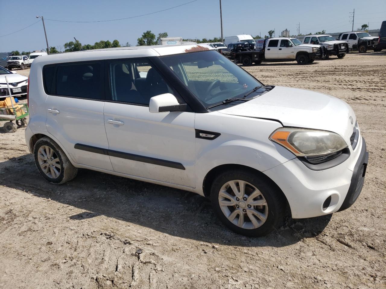 KNDJT2A58D7760255 2013 Kia Soul