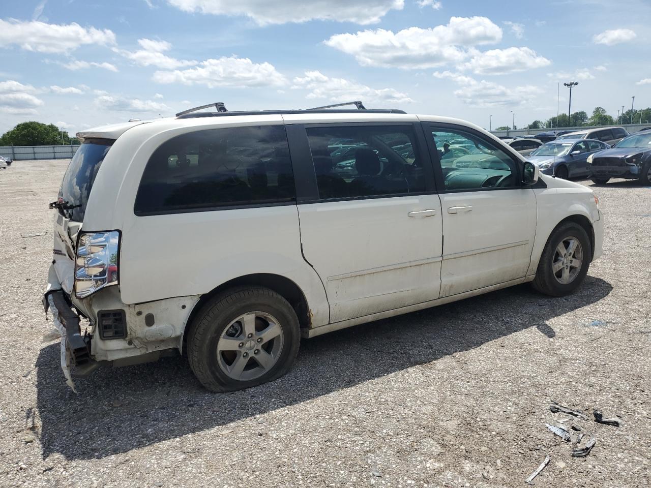 2D4RN3DG0BR739253 2011 Dodge Grand Caravan Mainstreet