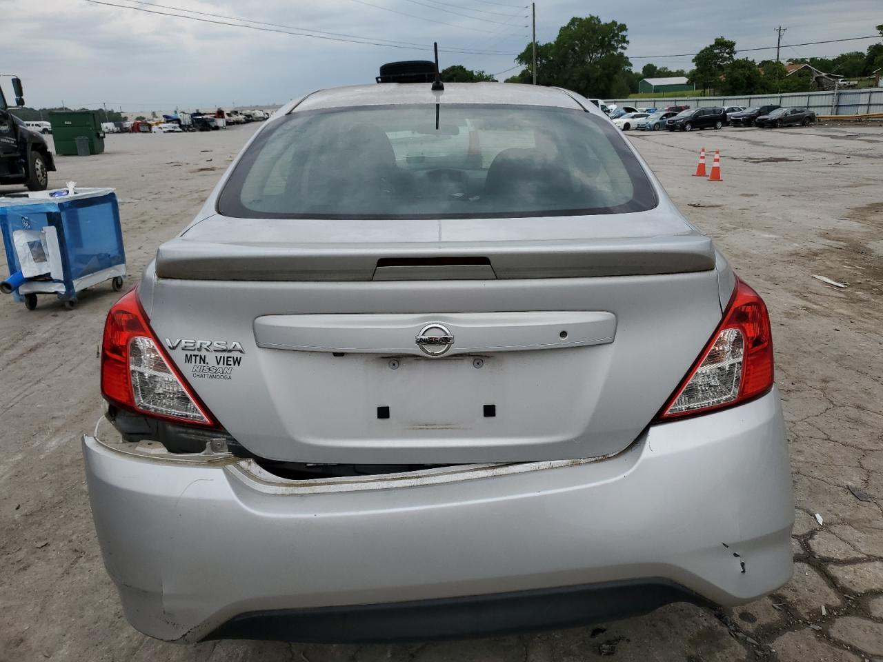 3N1CN7AP7JL884402 2018 Nissan Versa S