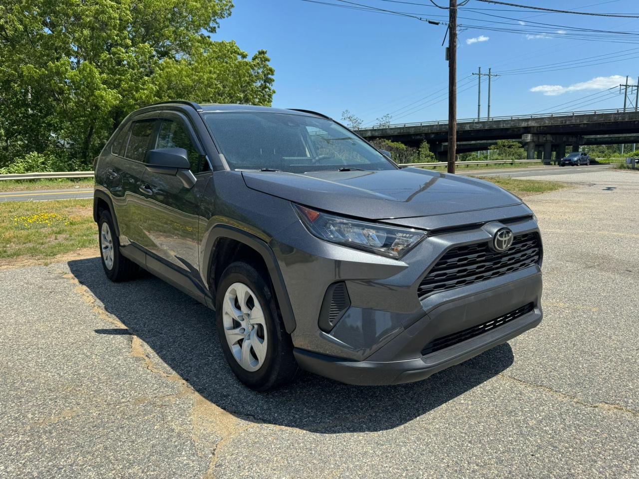 2T3H1RFV7MW129670 2021 Toyota Rav4 Le